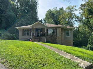 619 Pansy Hill Rd, Harriman, TN 37748