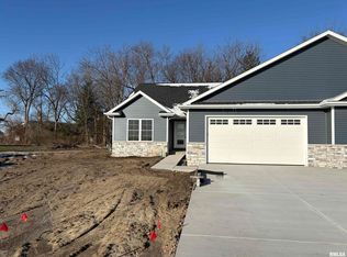 1719 Ambleside Dr, Springfield, IL 62711