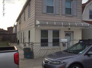 64 Wentworth Ave, Staten Island, NY 10305
