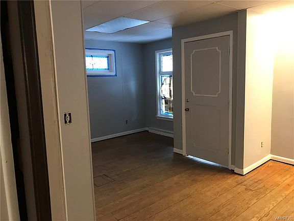 2nd image of 127 Crescent Ave