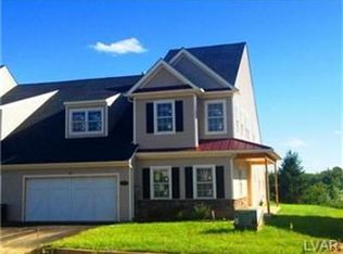 5507 Bayberry Ln, Whitehall, PA 18052