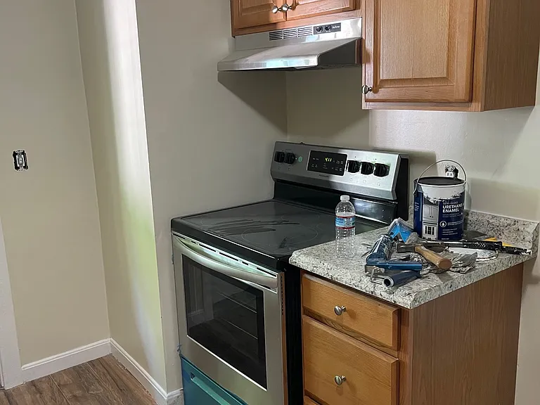 32 Chestnut St #6 — Photo 4