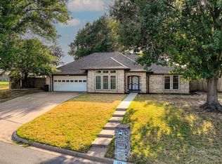 103 Briarhaven Blvd, Weatherford, TX 76086