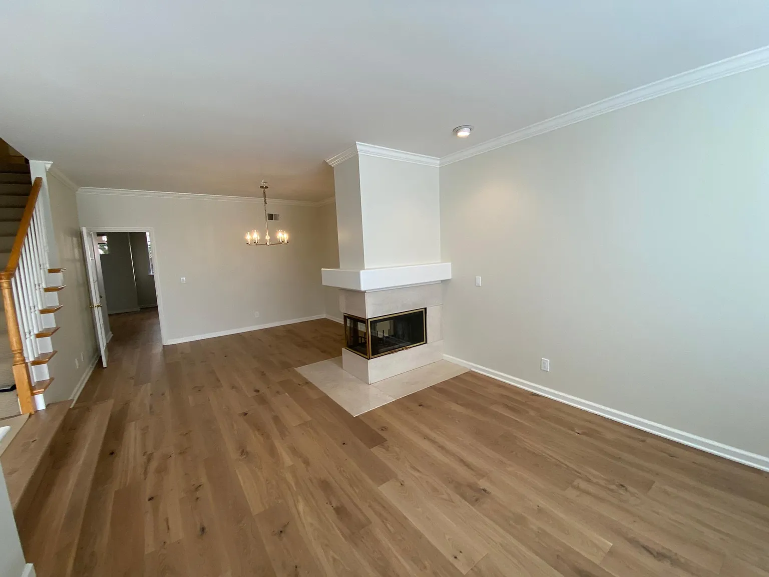 3 bed, 3.5 bath, $6,200 — Photo 2