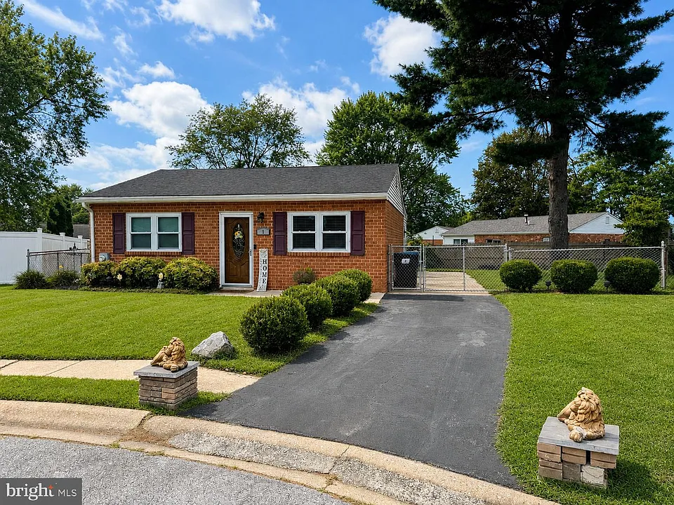 1 Defoe Cir