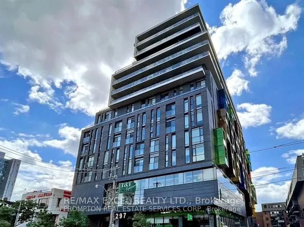297 College St #503, Toronto, ON M5T 0C2