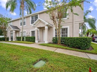 523 Kensington Lake Cir, Brandon, FL 33511