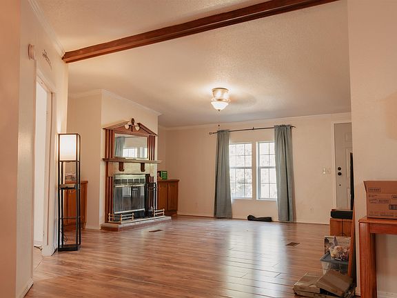 3rd image of 533 Sunset Cir