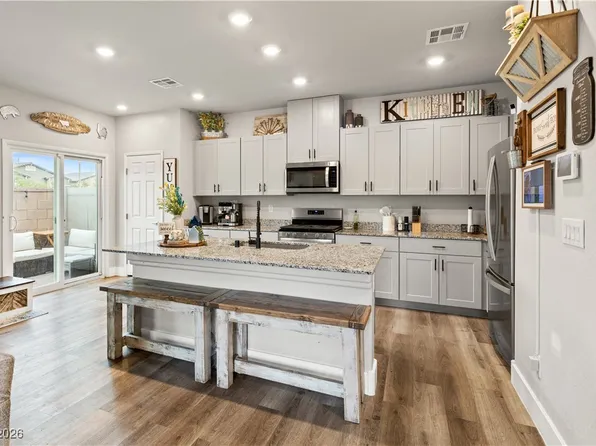 7562 Brody Meadows St, North Las Vegas, NV 89084