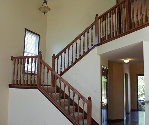4th image of 4428 Donald Dr
