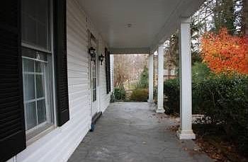 2nd image of 327 Warwick Ln