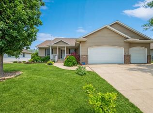 608 Ridgeview Way, Atkins, IA 52206