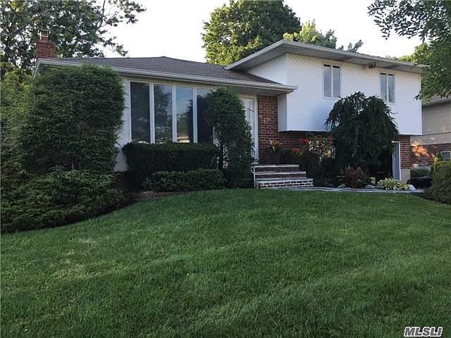 1st image of 12 Newcastle Ave