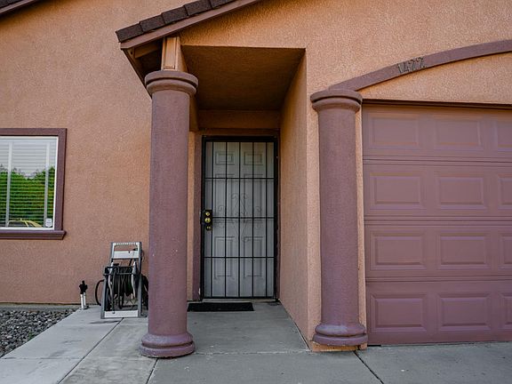 5th image of 1422 Pinot Dr