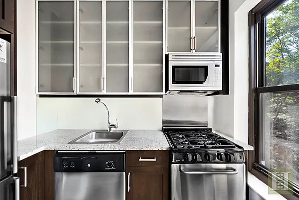 Rented by Halstead Real Estate | media 11