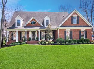 3431 Red Oak Dr, Bowling Green, KY 42104