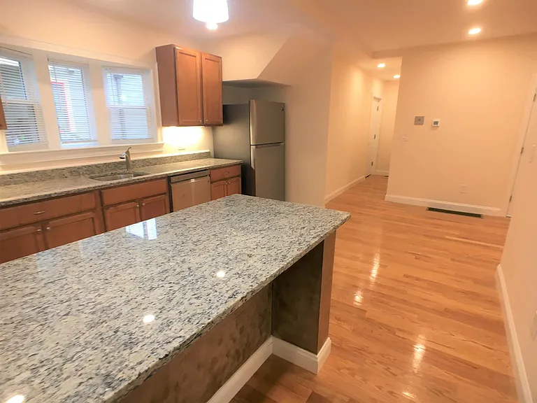 67 Temple St #2 — Photo 13