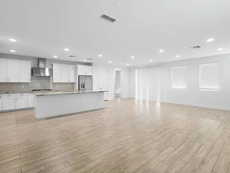 6936 W Maya Way #W — Photo 10