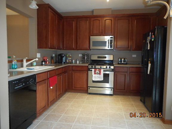 4th image of 621 S Parkside Dr