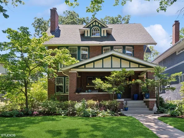 623 Forest Ave, Wilmette, IL 60091