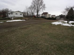 25-26 Milwaukee Ave, Old Forge, PA 18518