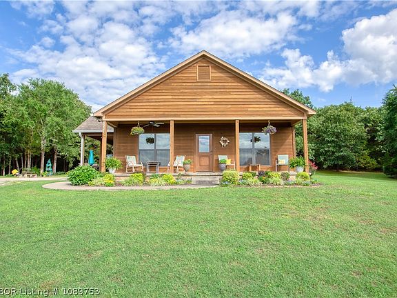 2nd image of 4221 Hallie Ln