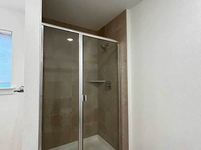 WALK IN SHOWER IN PRIMARY