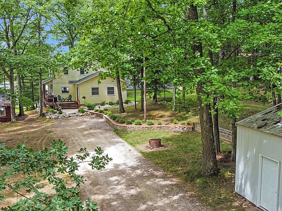4th image of 9474 N Harper Ln