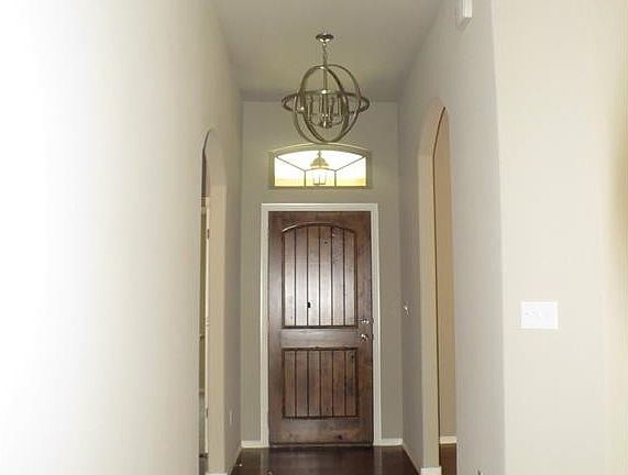 3rd image of 1495 W Keeling Ave