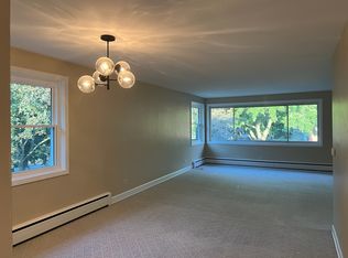 7134 N Paulina St #2, Chicago, IL 60626