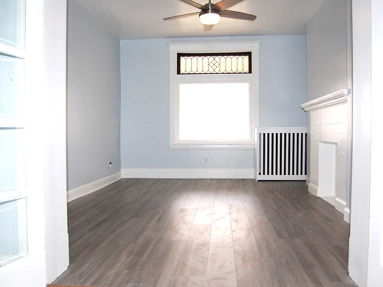 2261 Tilbury Ave #1 — Photo 4