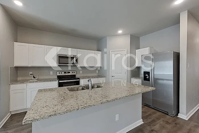 123 Santiago Ct — Photo 8