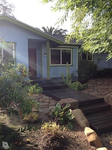 1st image of 914 S Ayers Ct