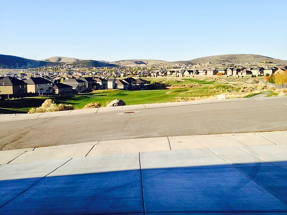 Premium Golf Course View!