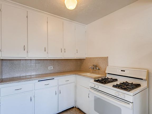 4th image of 1225 Colorado Blvd APT 204