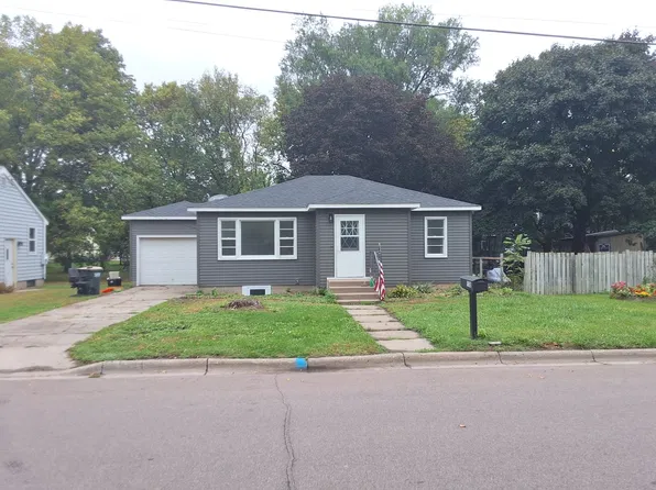 130 1st Ave N, Lester Prairie, MN 55354