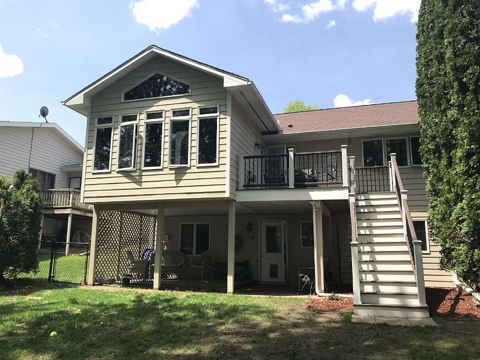 2nd image of 1202 Lia Dr