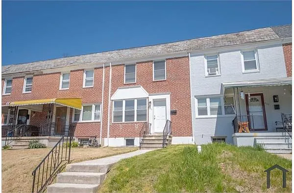 Building Photo - 806 Benninghaus Rd