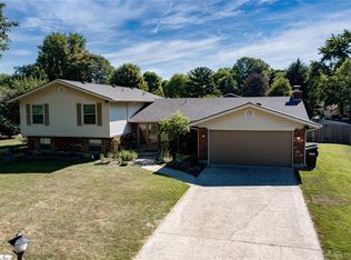 8922 Spring Run Ln, Dayton, OH 45458