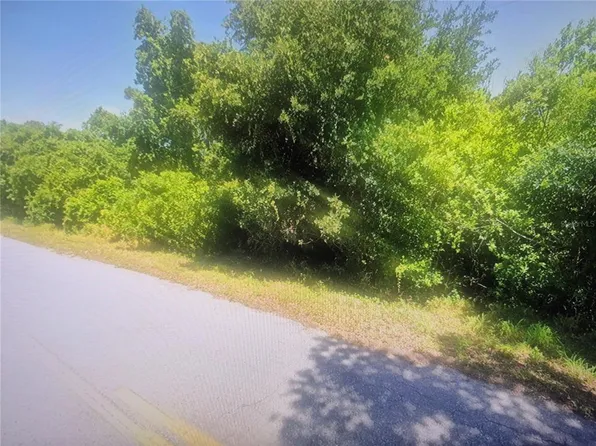 749 Highlands Lake Dr Lot 4, Lake Placid, FL 33852