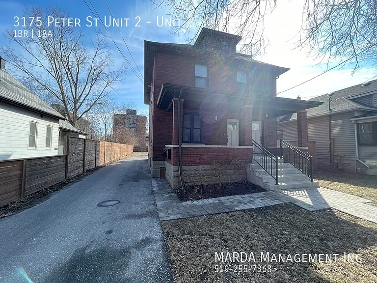 3175 Peter St #2 — Photo 20