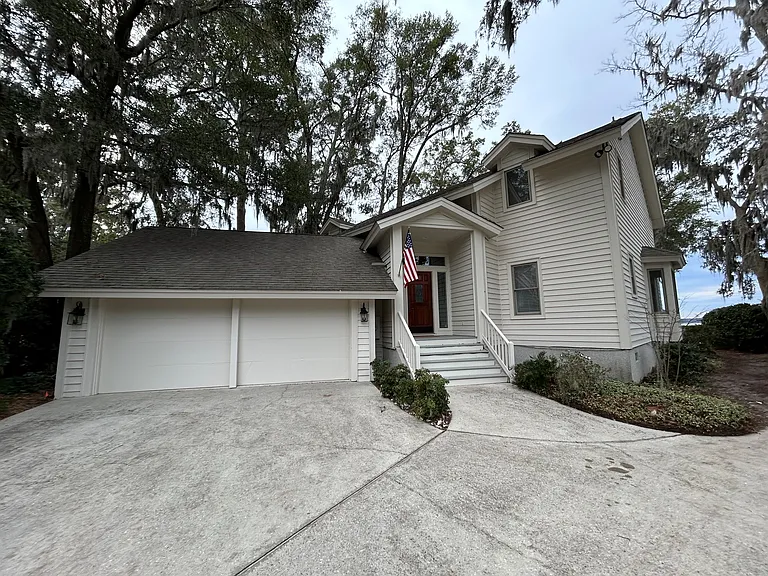 32 Minuteman Dr — Photo 11