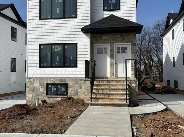 284 Eltingville Blvd, Staten Island, NY 10312