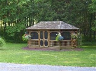 797 Fawn Hollow Rd, Newmanstown, PA 17073