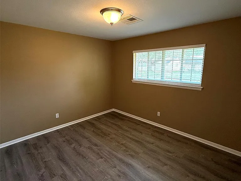 5811 McKnight St — Photo 21