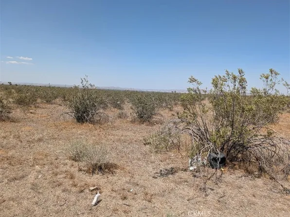4 Blanco Rd, Pinon Hills, CA 92372