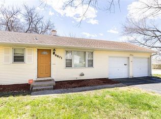 8801 E 75th St, Raytown, MO 64133