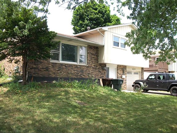 2nd image of 16130 Ozark Ave