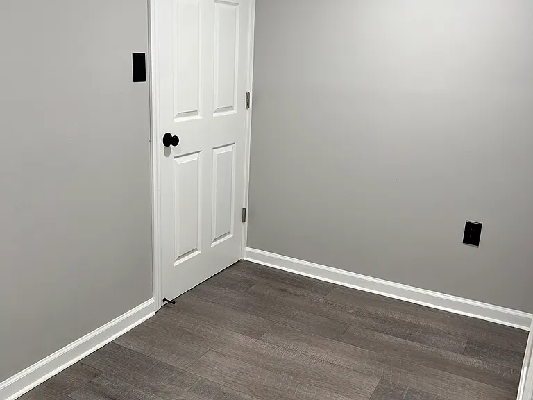 38485 Monmouth St — Photo 34