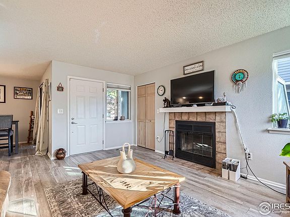 3rd image of 1057 Delta Dr #A